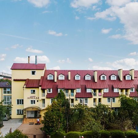 Arkada Sanatorium Hotel Truskavets Exterior photo